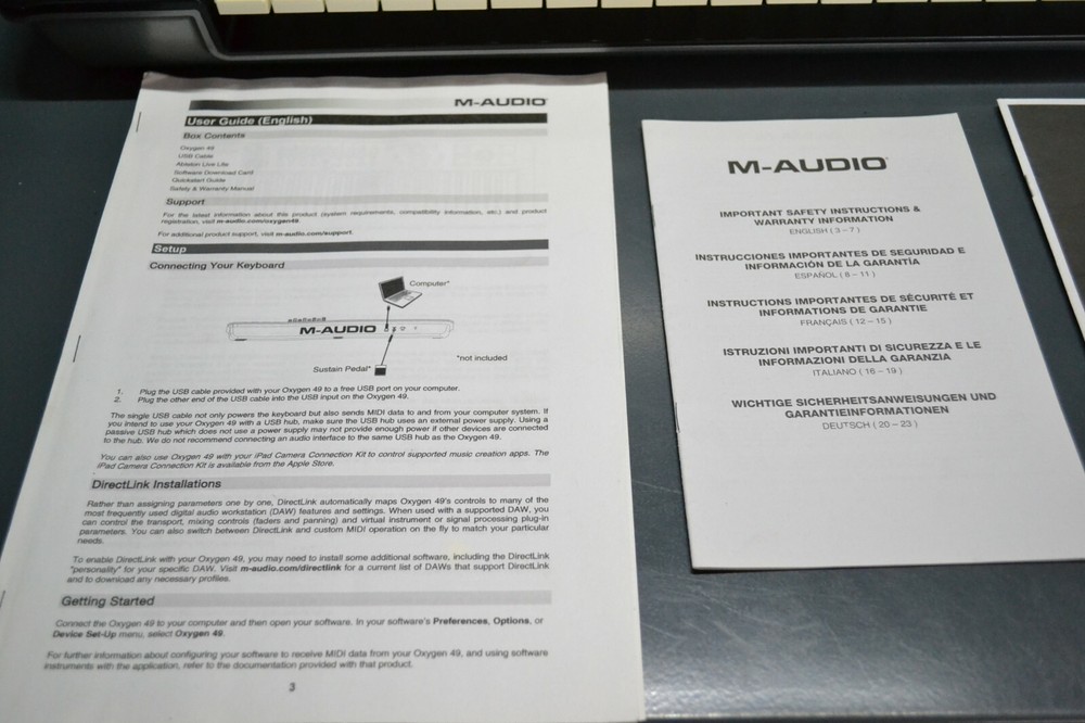 M-Audio Oxygen 49 mk4 Midi keyboard used nice condition with manuals