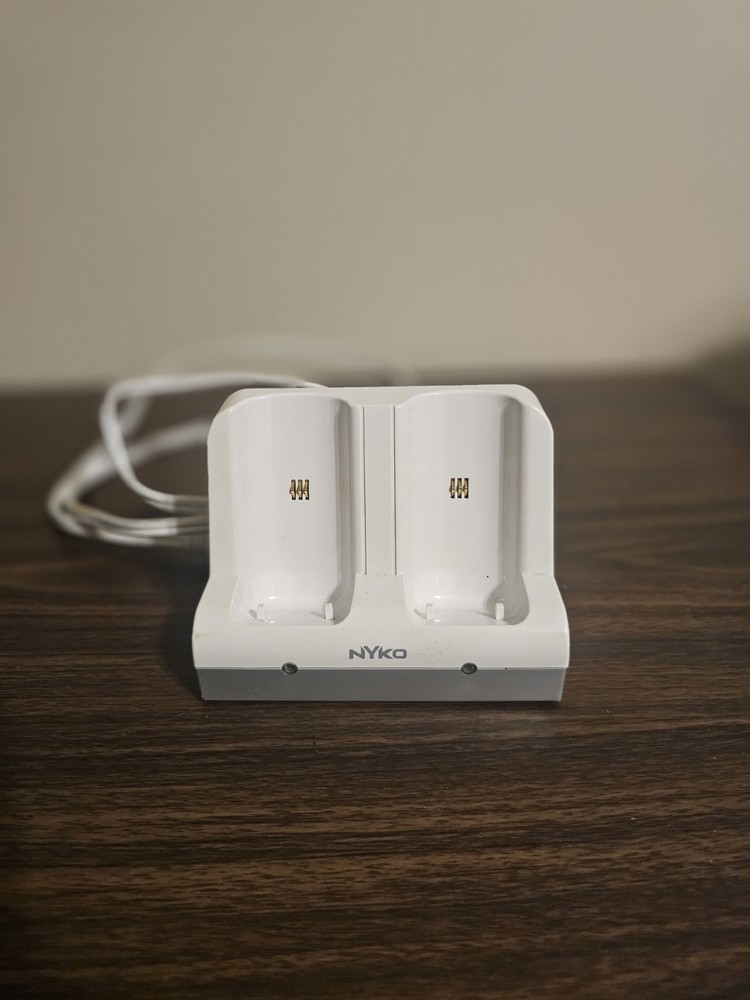 Wii Controller Charging Dock Only