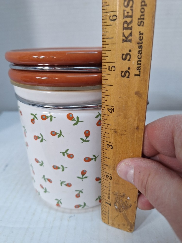 Vtg Popourri Press Canister