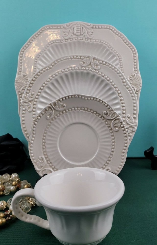 American Atelier Baroque - 4 Piece Dinnerware Place Setting