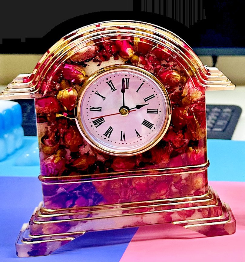 Epoxy Resin Mantle Clock Dried Flower Design Desktop Clock (read description)