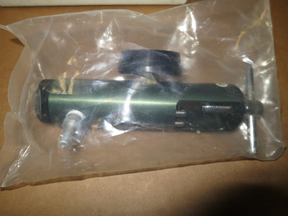 MAGNUS OXYGEN REGULATOR NEW 50 PSI