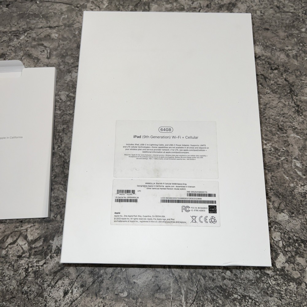 Apple iPad EMPTY BOX For A 64GB (9th Generation)