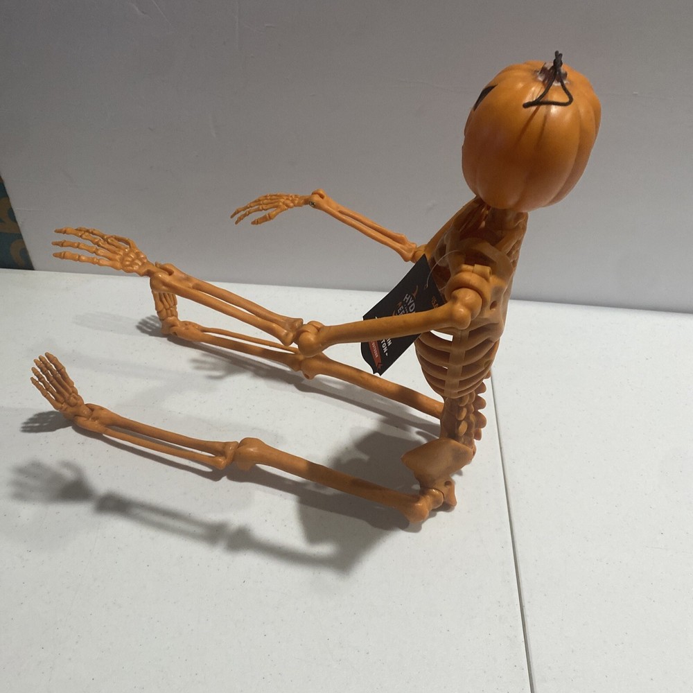 Posable Pumpkin Skeleton 3D Halloween Hyde & EEK 22” Hanging Decor Jointed Goth