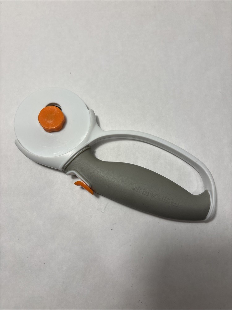 Fiskars 60mm Titanium Rotary Cutter