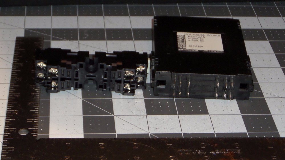 M-System HSN -2AA Loop Powered Isolator ((3713))