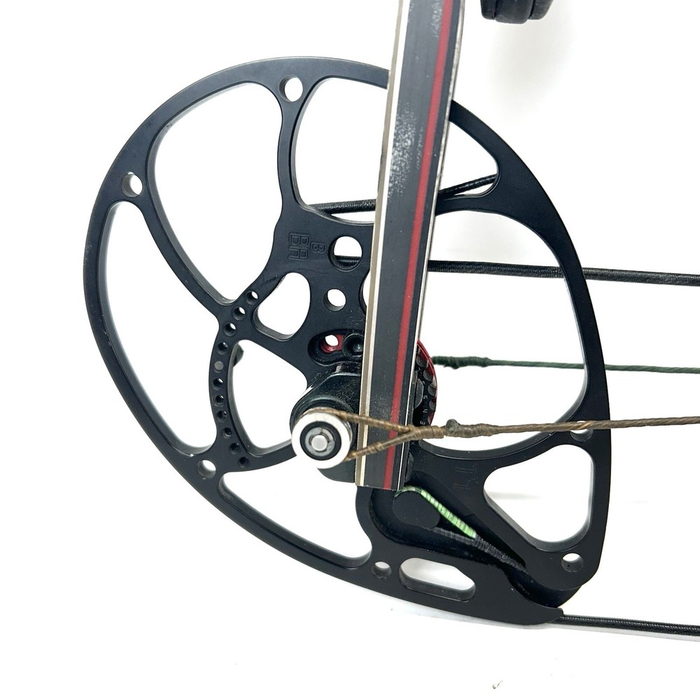 Bowtech Destroyer 350 Bow RH 25-30in / 70lbs.