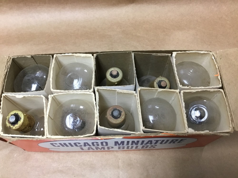 10 PC CHICAGO MINI CMB 60 LAMP BULB