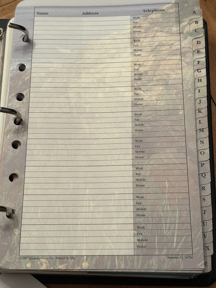 1990s Franklin Quest Planner 3 Ring Binder With Pages