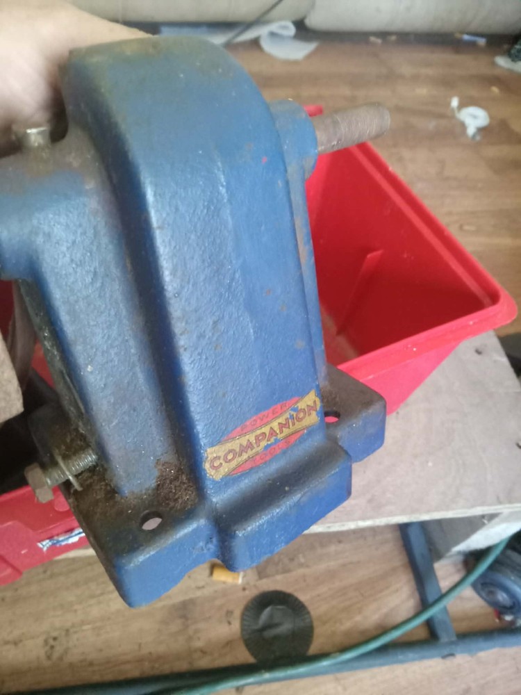 Bench Top Belt Sander w Motor + Vise Bundle Workshop Tools Tested/Untested