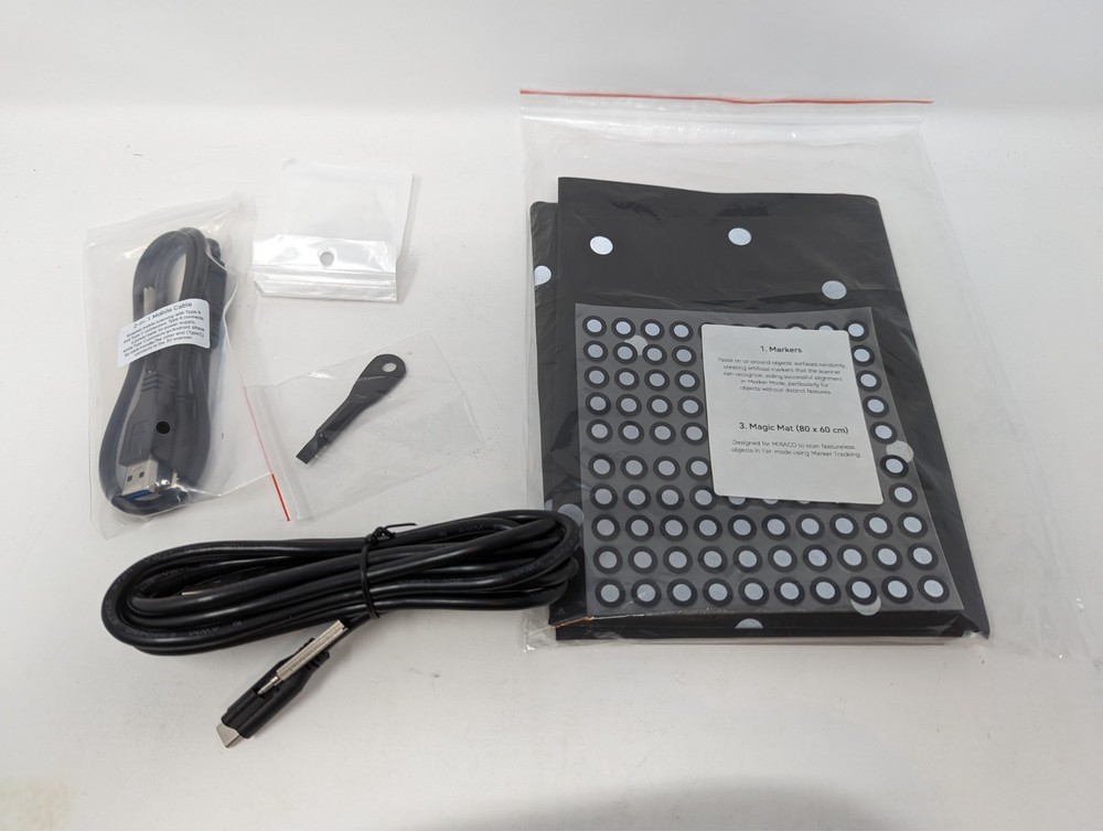 Revopoint Range 2 3D Scanner for 3D Printing Handheld, 3D Printer Scanner 0.1 mm