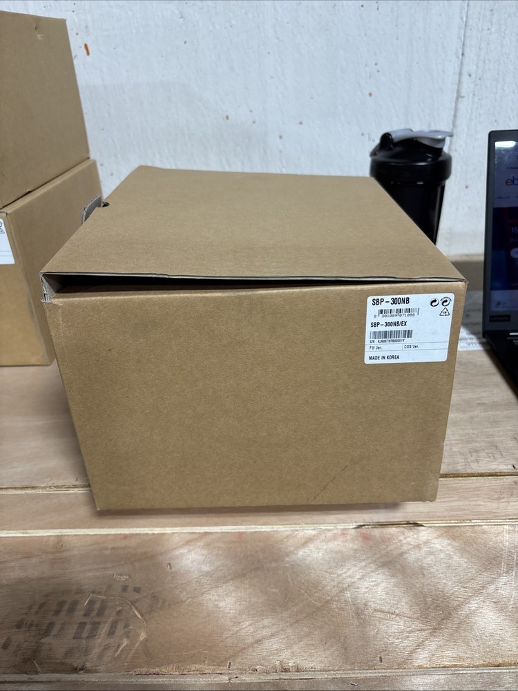 Hanwha Techwin SBP-300NB White Camera Installation Back Box