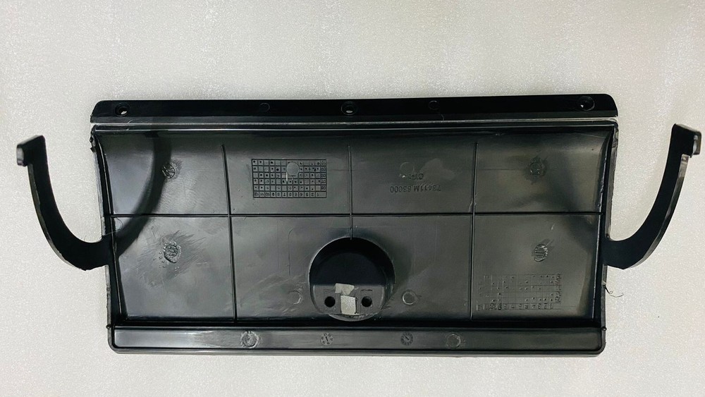 SUITABLE FOR SUZUKI SAMURAI 85'-88' GLOVE BOX DOOR (OEM)