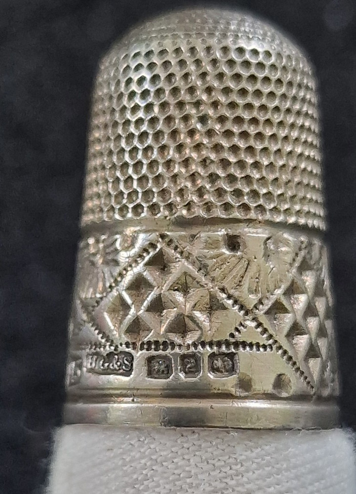 Hallmarked Sterling Silver Thimble 1898 Henry Griffith & Son BIRMINGHAM