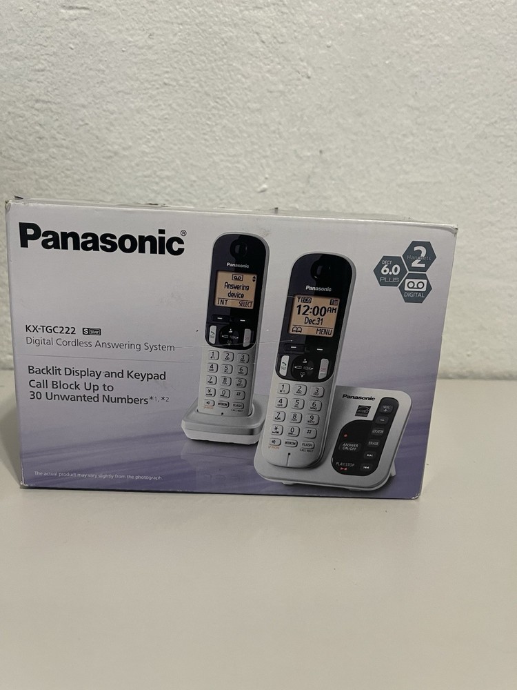 PANASONIC Expandable Cordless Phone Answering Machine Call Block 2 Handsets
