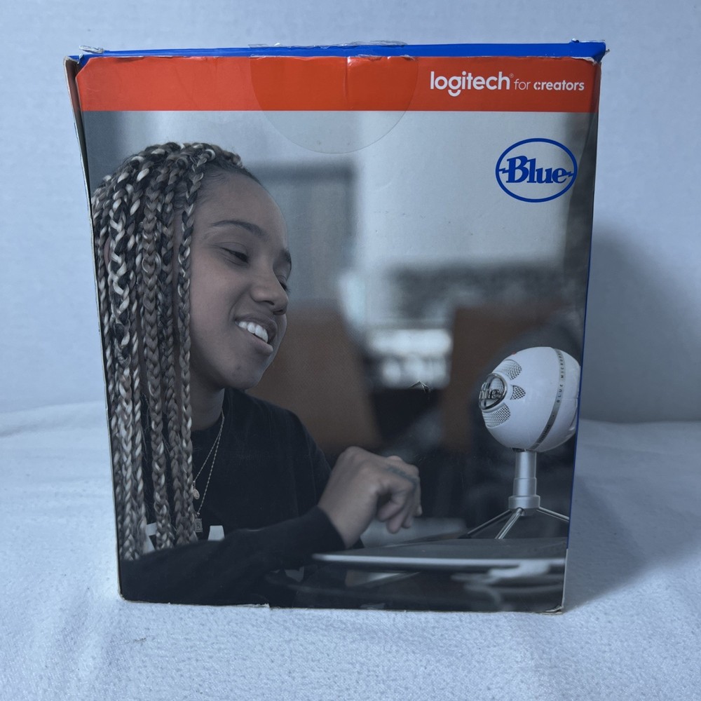 Logitech Creators Blue Snowball ice White USB Microphone NEW OPEN BOX