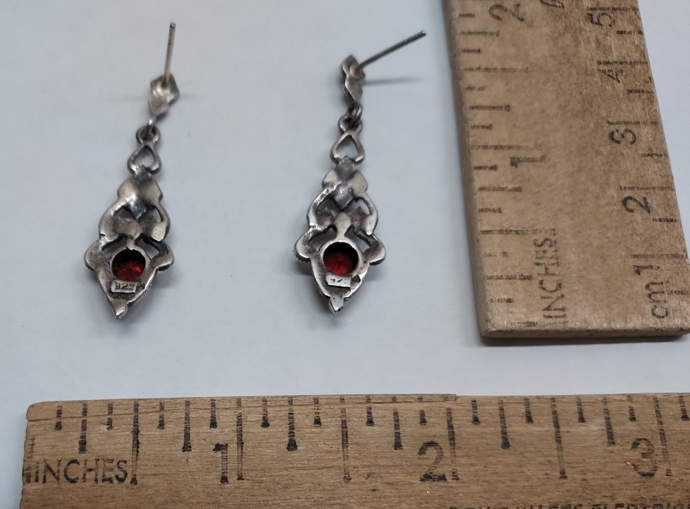RED setting - 925 - pierced EARRINGS - listing #7767