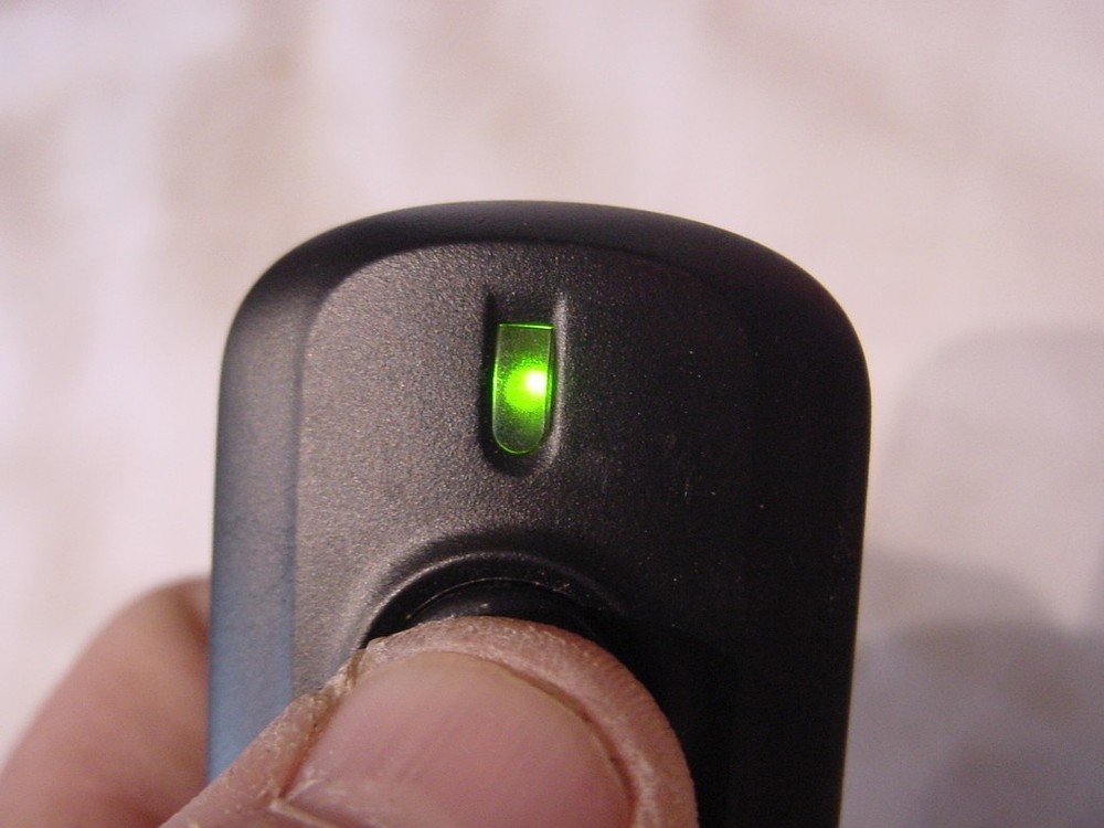 NEEWER 2.4GHz FLASH TRIGGER