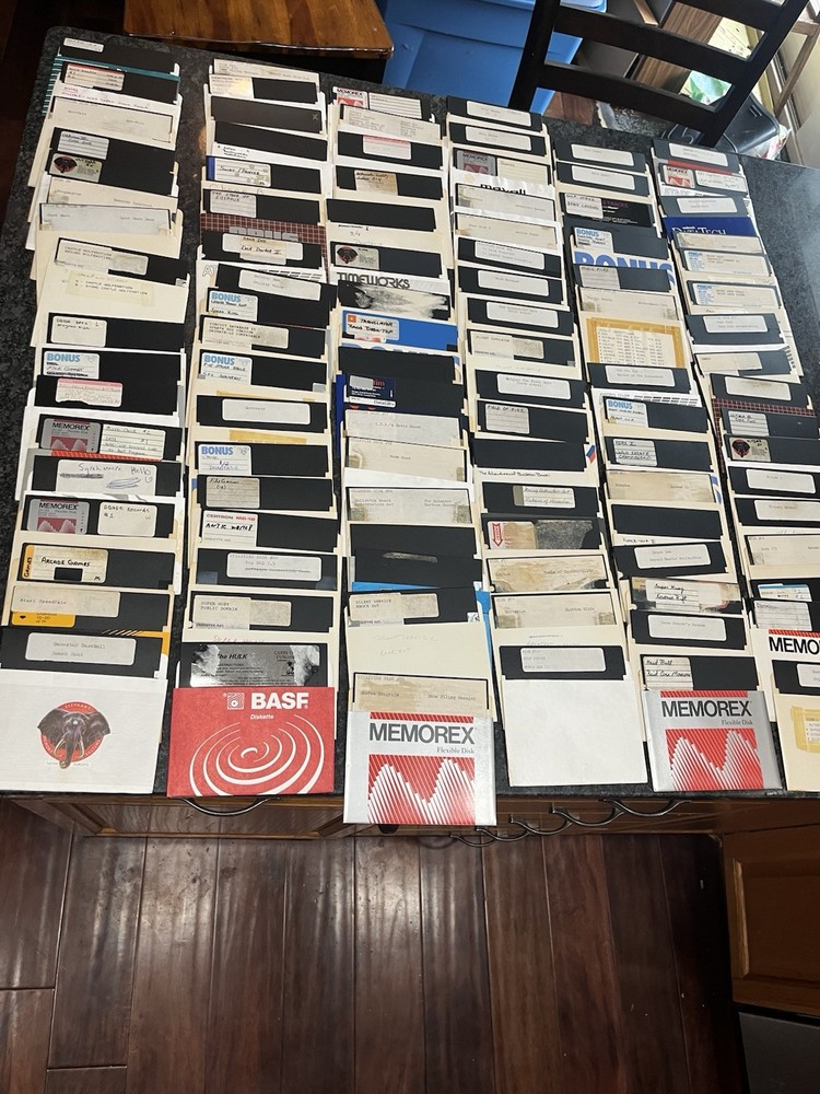 5.25" floppy disk lot 101 diskette @Mostly games@ Partially Tested Atari