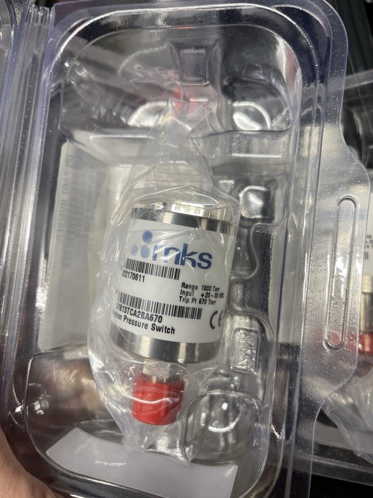 MKS 51B BARATRON PRESSURE SWITCH 1000 TORR