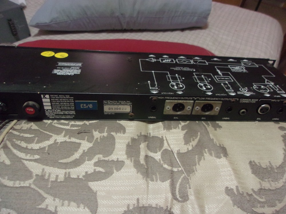 Excellent EV XEQ-2 Electronic Crossover / Equilizer Rk. Mt.