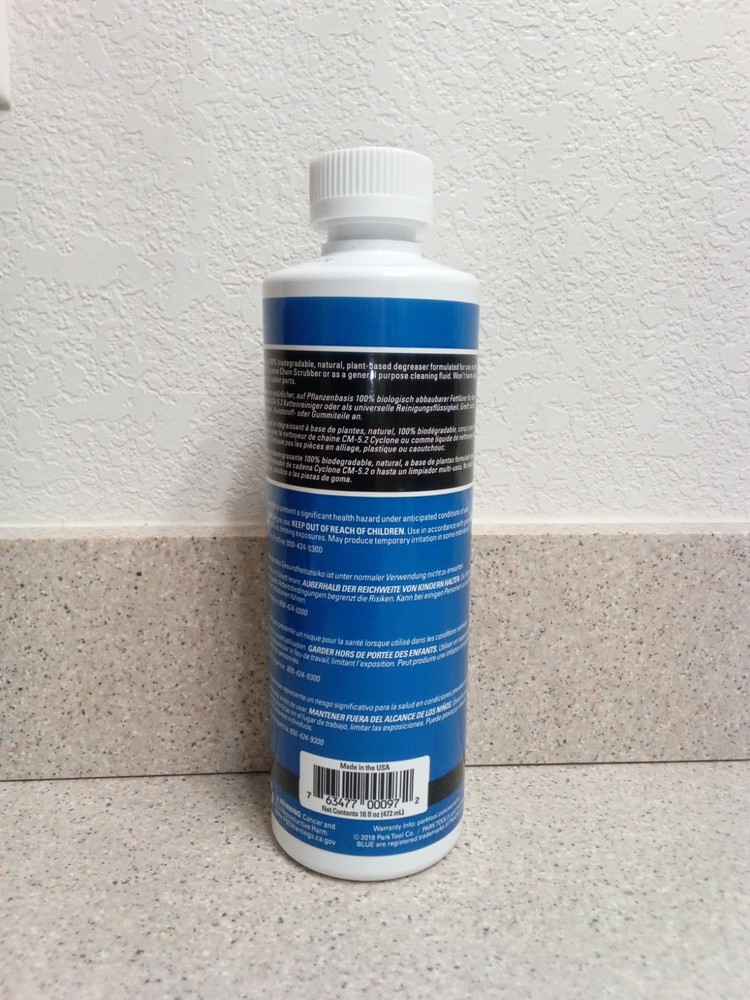 Park Tool CB-4 Bicycle Chain and Component Cleaning Fluid + Chain Cleaning Tool