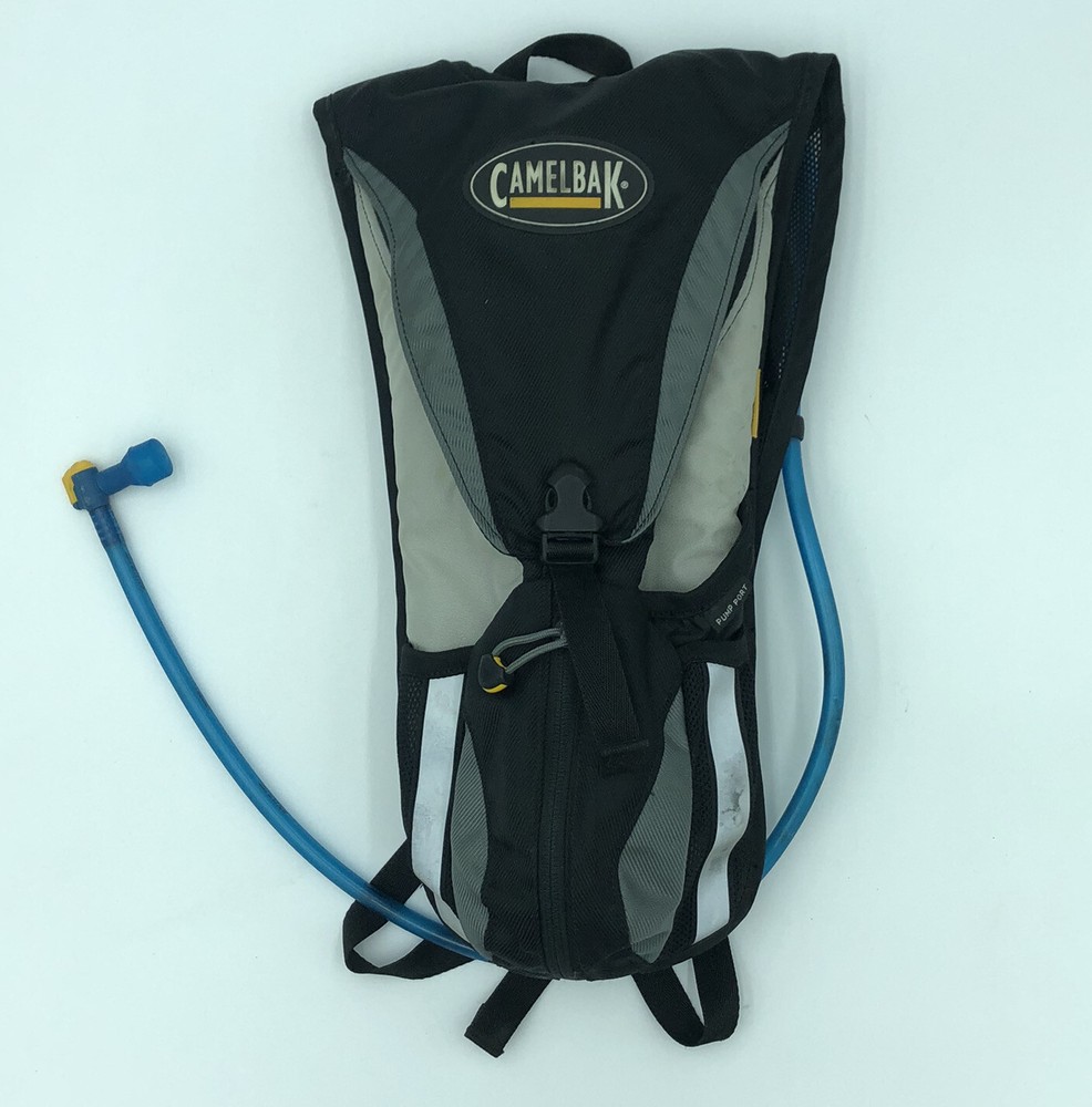 Camelbak Rogue Black Hydration Pack Hiking Cycling Day Backpack with Bladder