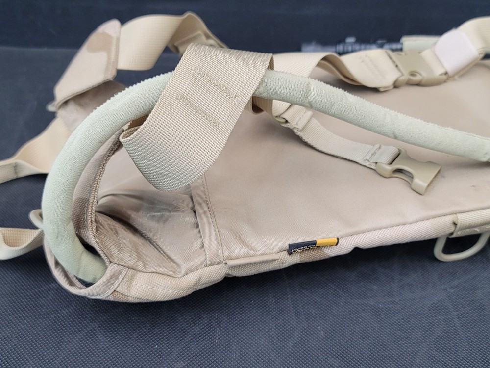 CamelBak Maximum Gear Desert Camo Thermobak