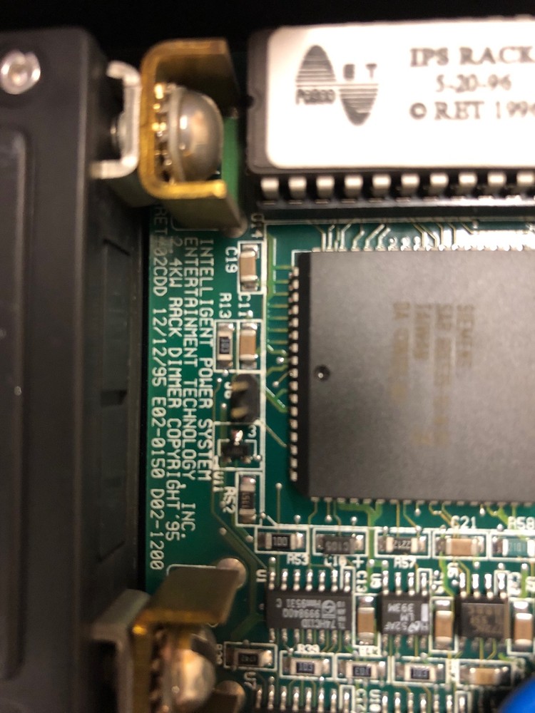 IPS-DM-2400 Entertainment Technology rack dimmer