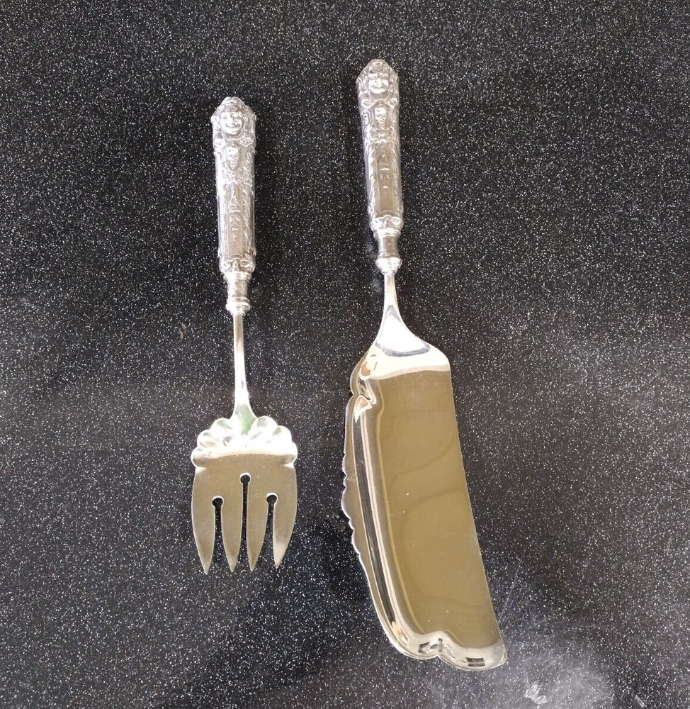 ANTIQUE REED & BARTON SILVER RENAISSANCE DEVIL FISH SERVING SET FORK BACCHUS