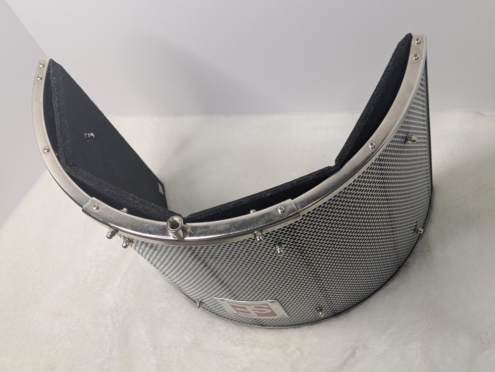 sE Reflexion Filter Pro Mic Isolation Shield Vocal Booth Studio Recording