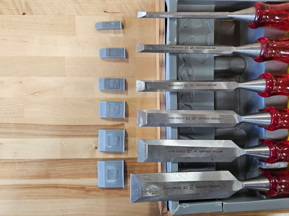 New Unsed Vintage Record Marples Splitproof Bevel Edge Chisel Set -- Not Irwin!
