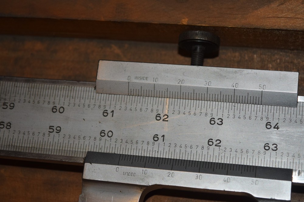 CSE 82" 83" Vernier Caliper