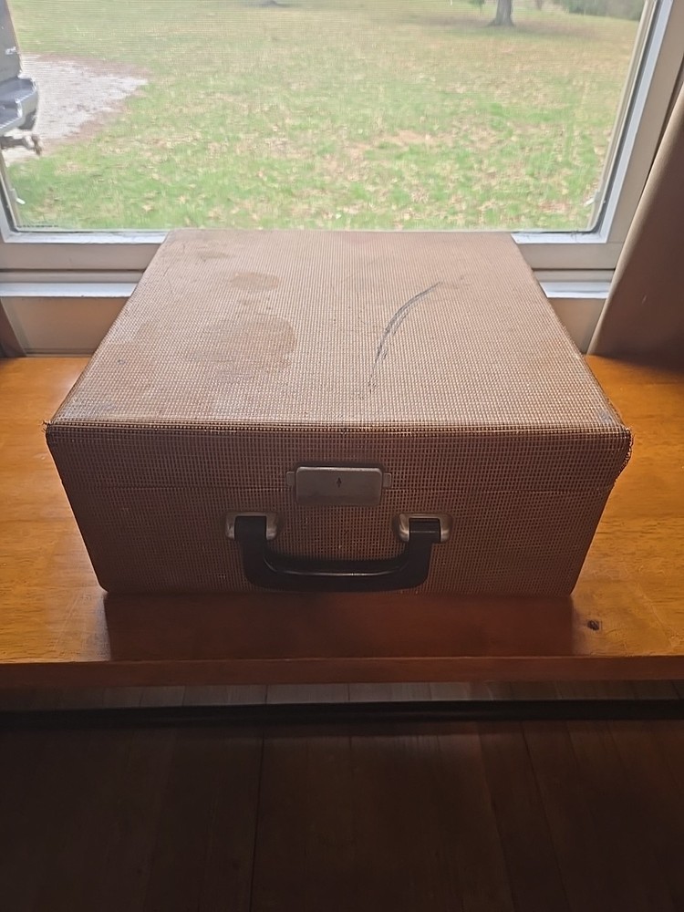 Smith Corona "Tabulator" Typewriter With Case