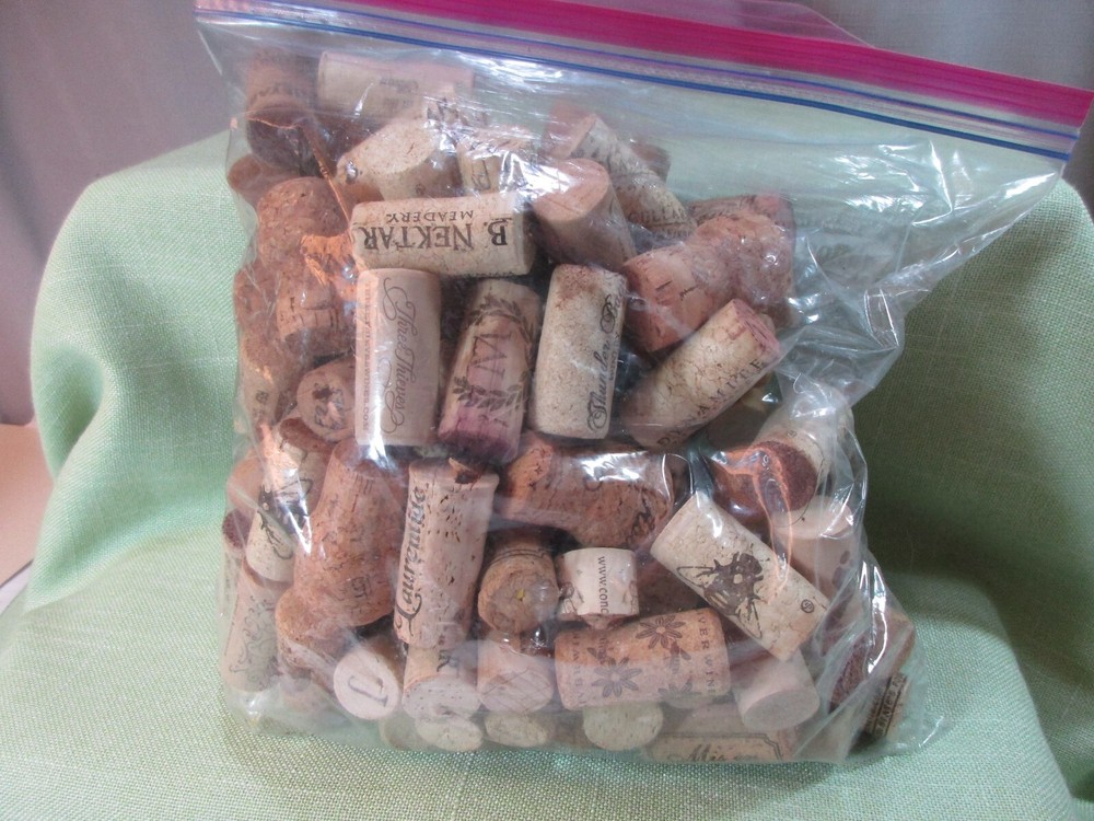 Corks wine gallon bag