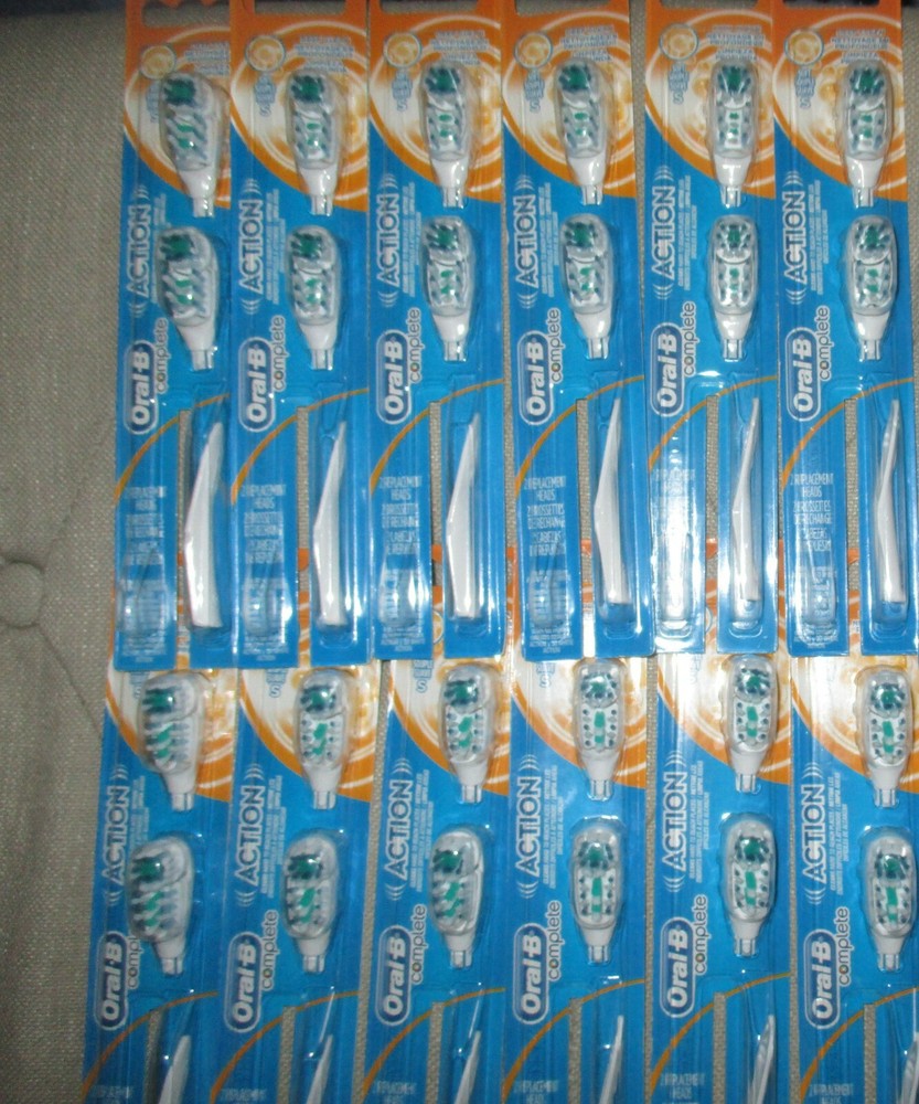 12 package Oral-B Complete Replacement Brush Heads Sealed New