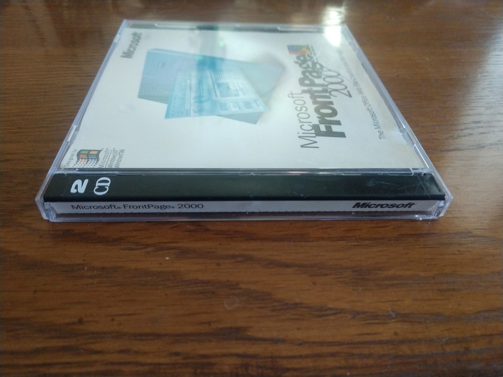 Microsoft FrontPage 2000 CD-ROM Upgrade w/ Product Key | Two CD Set