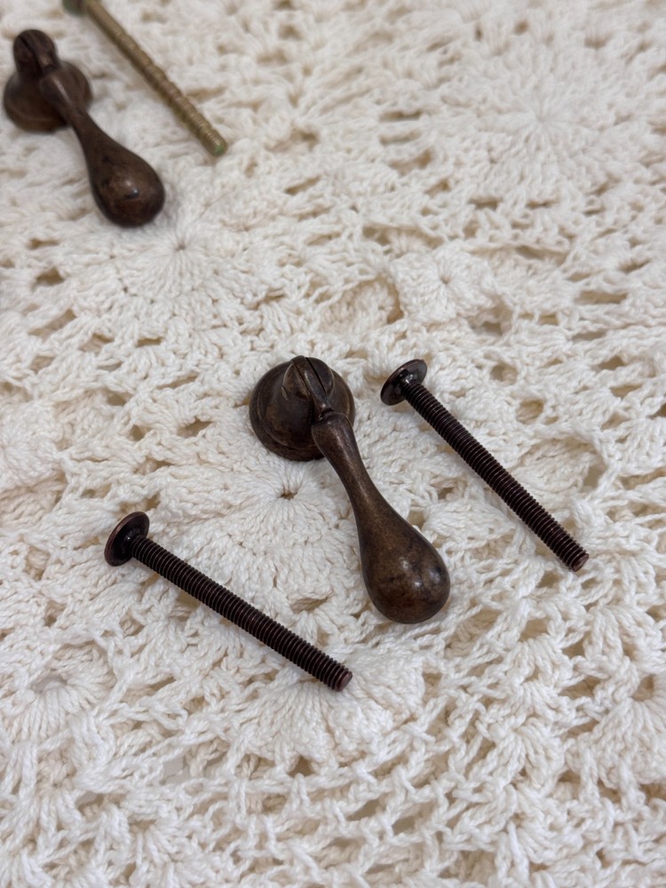 Set of 4 Vintage Teardrop Pendant Drawer Pulls Solid Brass Magnet Tested