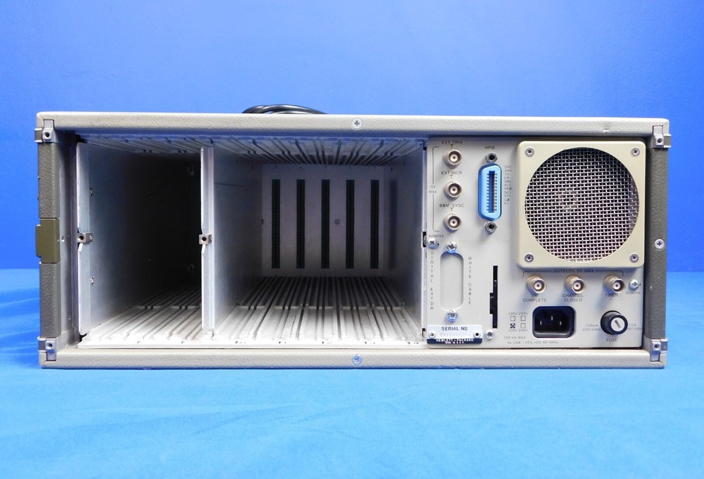 Keysight / Agilent 3497A Data Acquisition/Control Mainframe * UNTESTED *