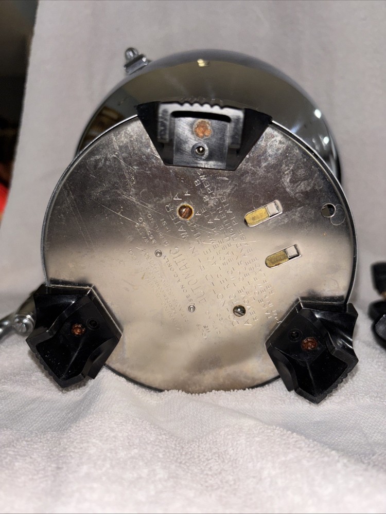 Manning-Bowman Coffee Globe Teated and Working