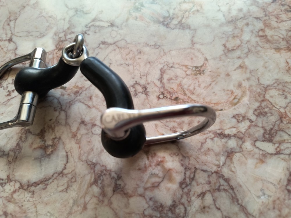 "Carlyle" Rubber D Ring Snaffle Bit-5"-barely used, great condition!!