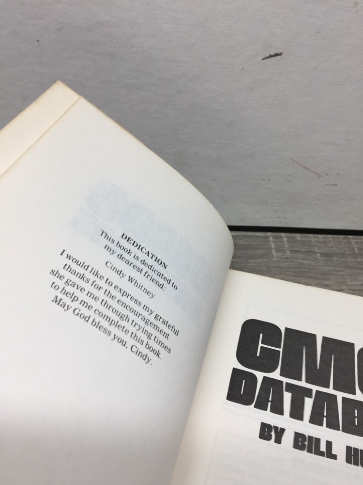CMOS DATABOOK Bill Hunter 1978 Softcover 280 pages first edition