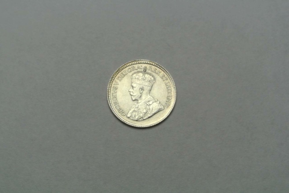 Canada CH BU 1918 Silver 5 Cent Nickel - C8036