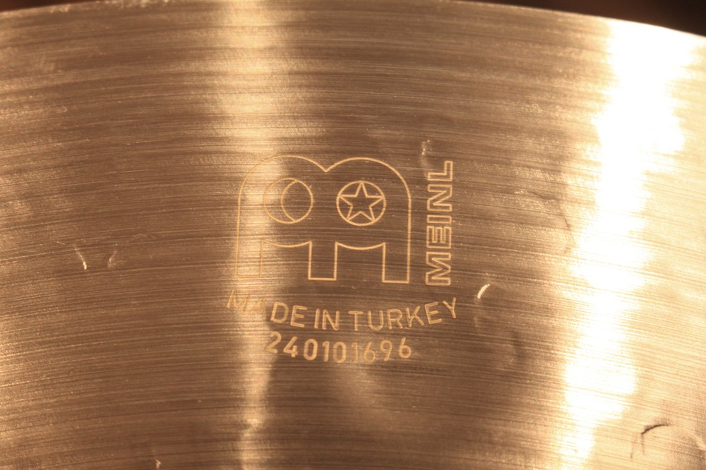 Meinl Byzance 18" Extra Thin Hammered Crash - Demo!