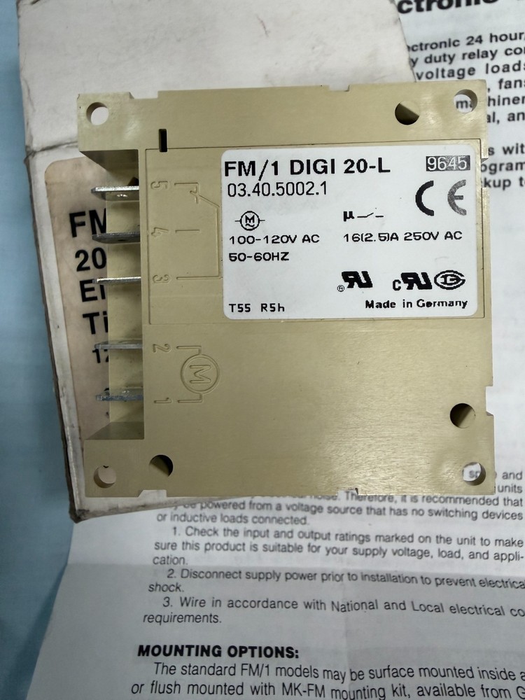 Grasslin Controls Corp Electronic Time Switch FM/1 Digi 20 20 Program 120VAC NOS