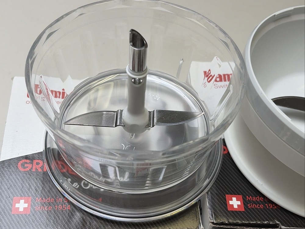 Bamix Grinder, Processor And Powder Disc, Excellent Condition!