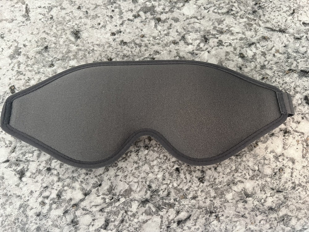 Plush Comfort Sleep Mask Silver