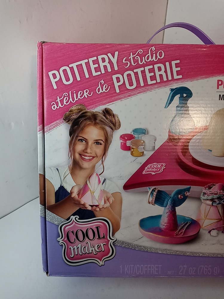 COOL MAKER POTTERY STUDIO NEW Sealed Box