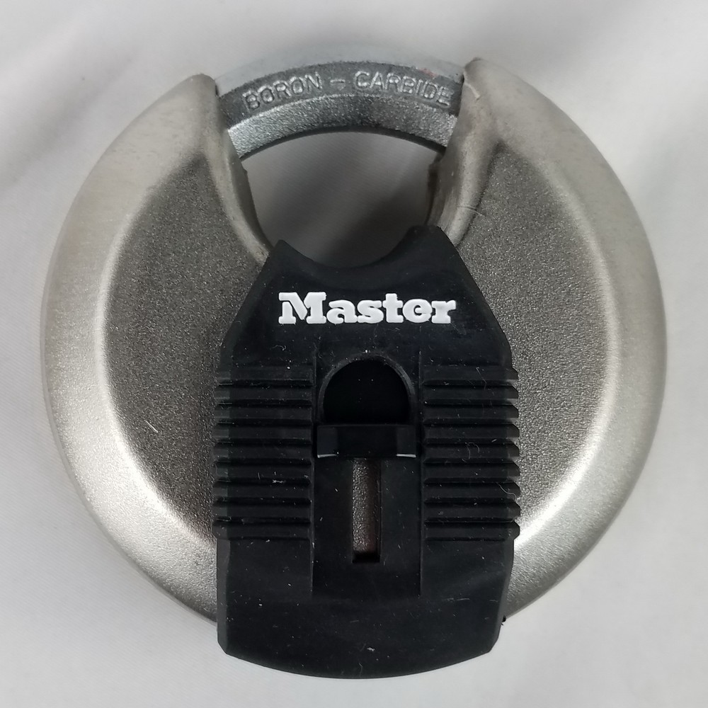 Master Lock M50XD Heavy Duty Disc Padlock Lock w/2 Keys - NEW