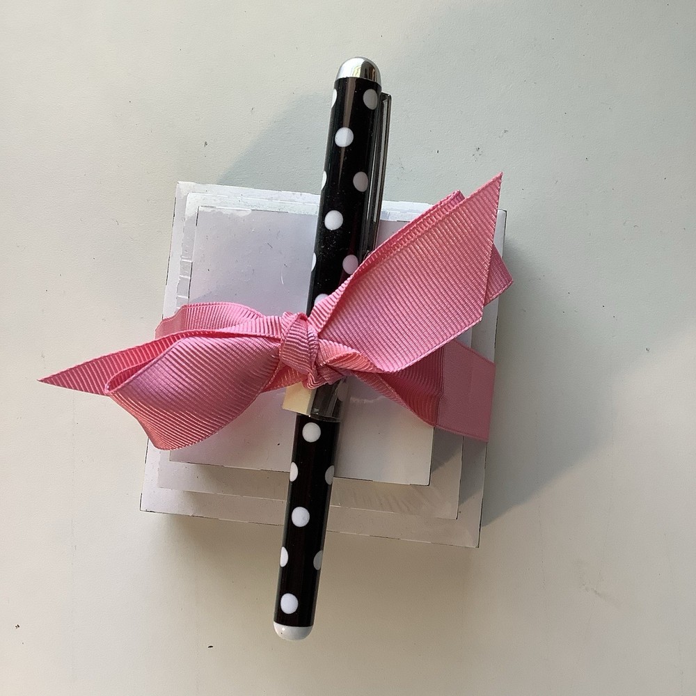 Hallmark Note Tower With Pen - Hallmark Stationary - NEW